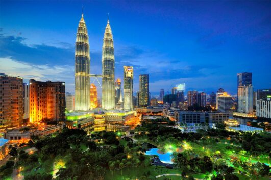 MALAYSIA : SCHOOL VACATION 2020 APRIL SPECIAL OFFER